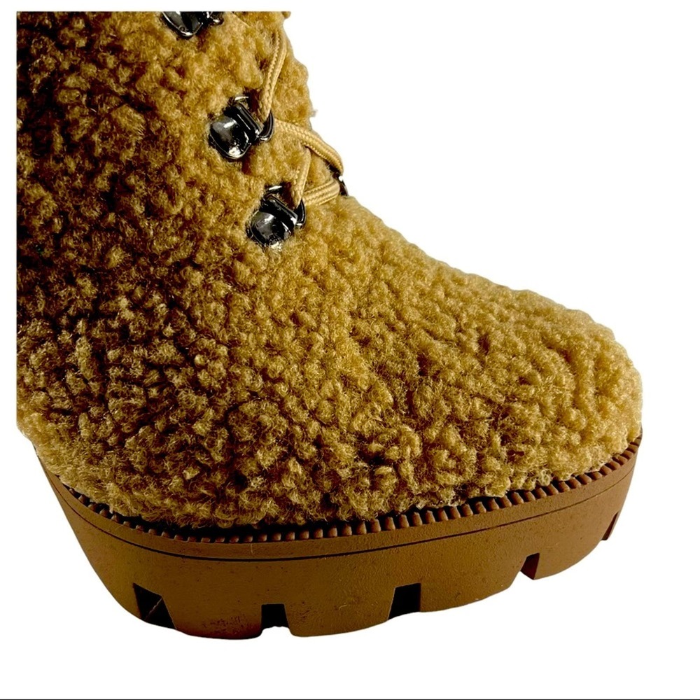AZALEA WANG Fleece Combat Boots Beige lace up Lug Sole NEW WITH BOX 8.5 - Picture 7 of 14